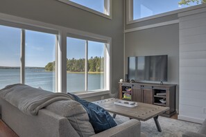 Smart TV y biblioteca musical 