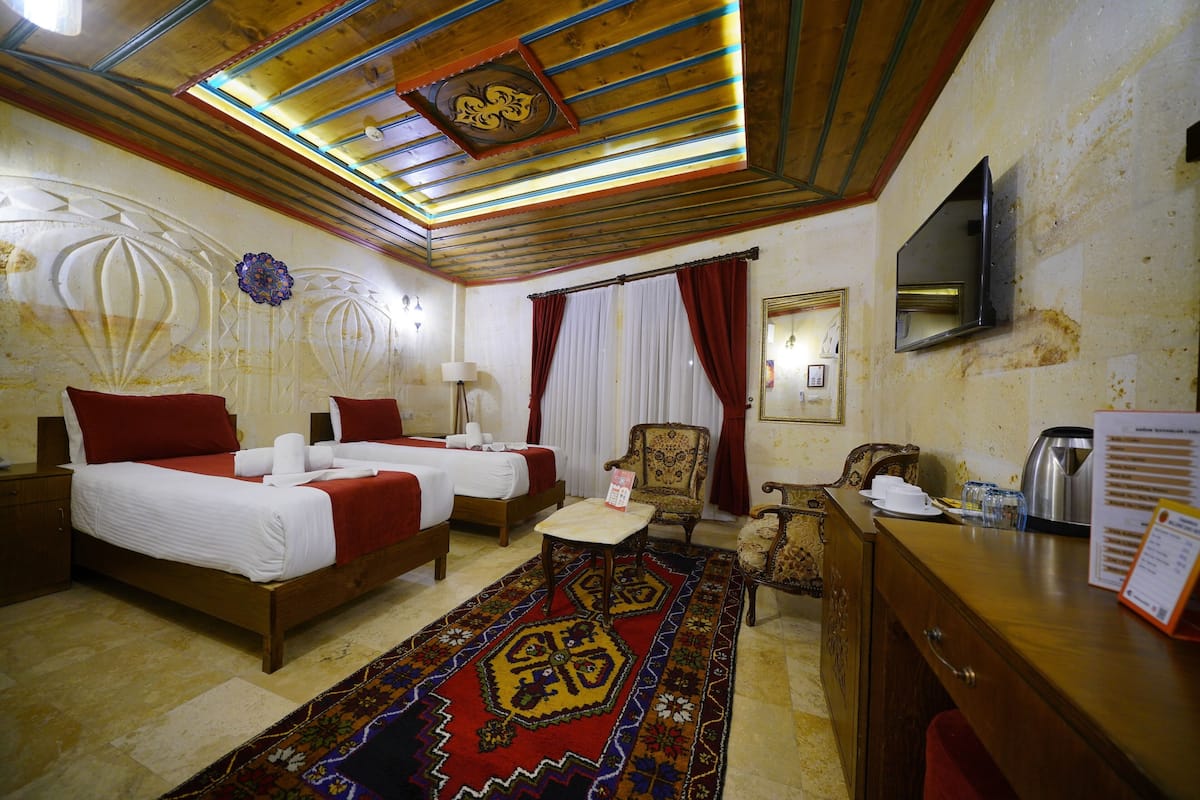 1 bedroom, Egyptian cotton sheets, premium bedding, minibar