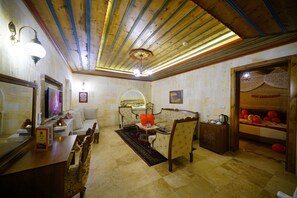 Sábanas de algodón egipcio, ropa de cama de alta calidad y minibar 