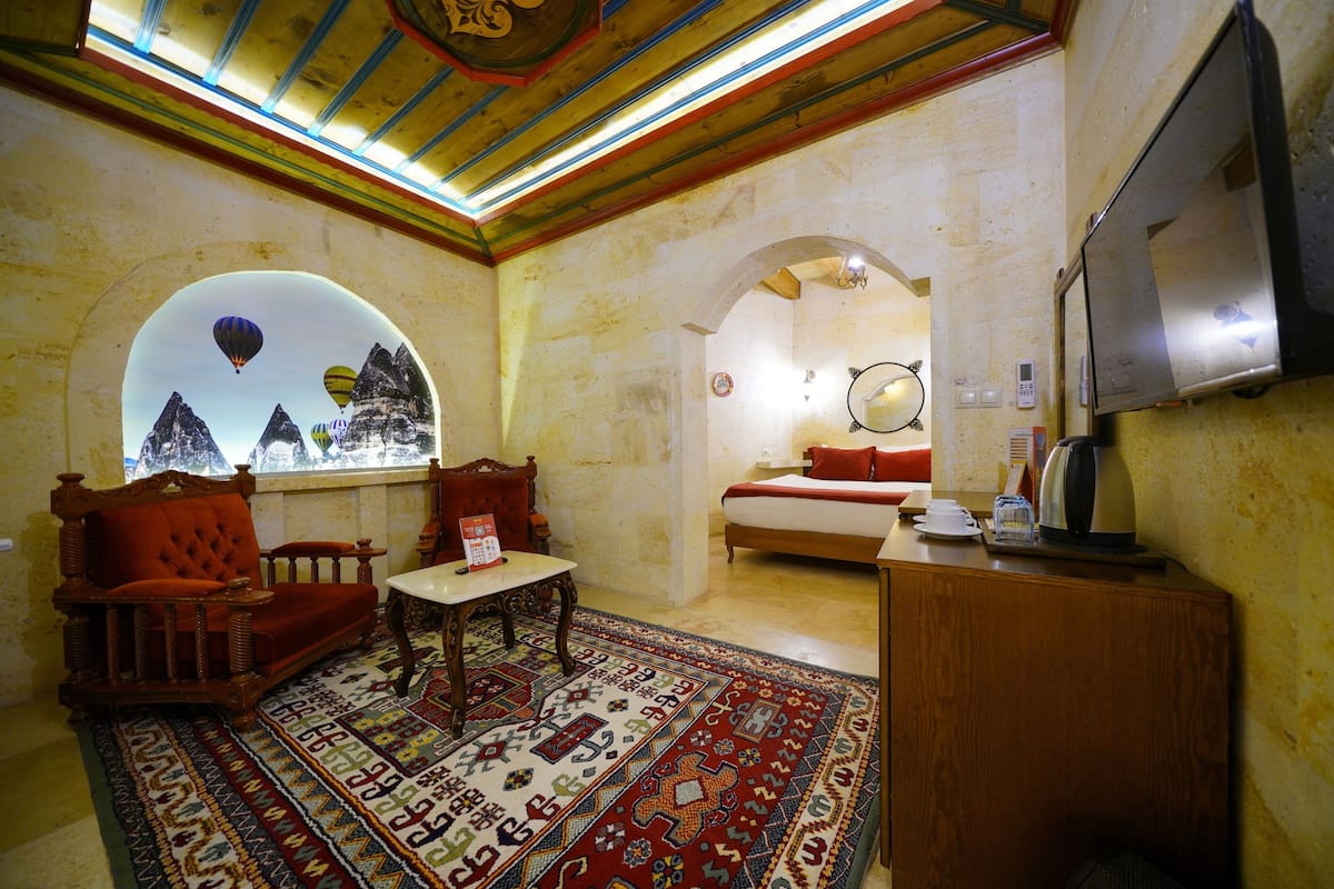 1 bedroom, Egyptian cotton sheets, premium bedding, minibar
