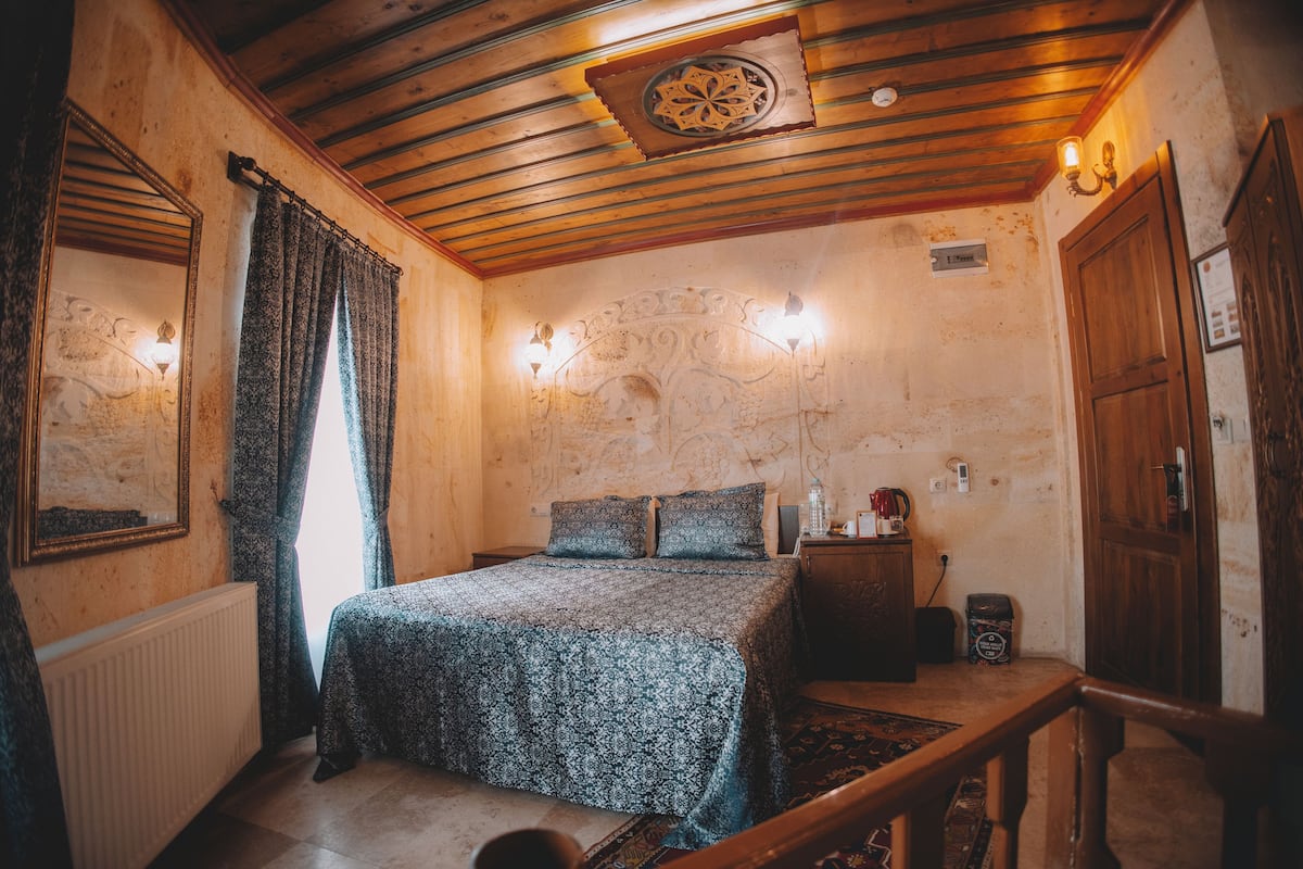 Deluxe Double Room | Egyptian cotton sheets, premium bedding, minibar, individually decorated