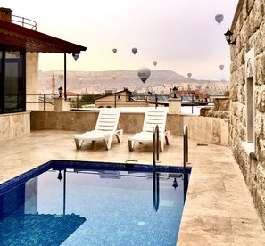 Alberca al aire libre por temporada