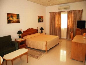 Suite ejecutiva | Decoración individual, mobiliario individual, escritorio