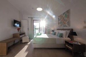 Superior Queen Apartment