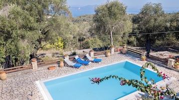 Alberca al aire libre