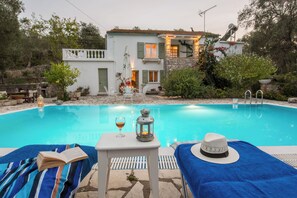 Outdoor pool - Private pool, stone Mansion, great views Villa Maritsa (Kourteika)