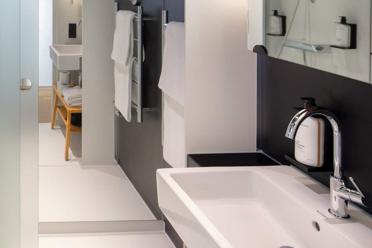 shower, rainfall showerhead, eco-friendly toiletries, hair dryer