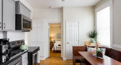 Fully renovated 4BR Bardstown / Highlands!