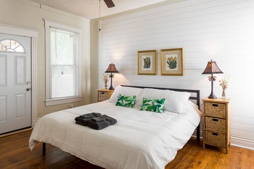 Fully renovated 4BR Bardstown / Highlands!