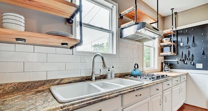 Designer House 5BR! Steps to Downtown/Fountain Sq!