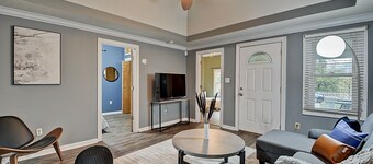 Amazing 3BR/2BA home! Steps to Fountain Square!