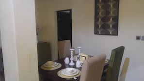 Essbereich im Zimmer