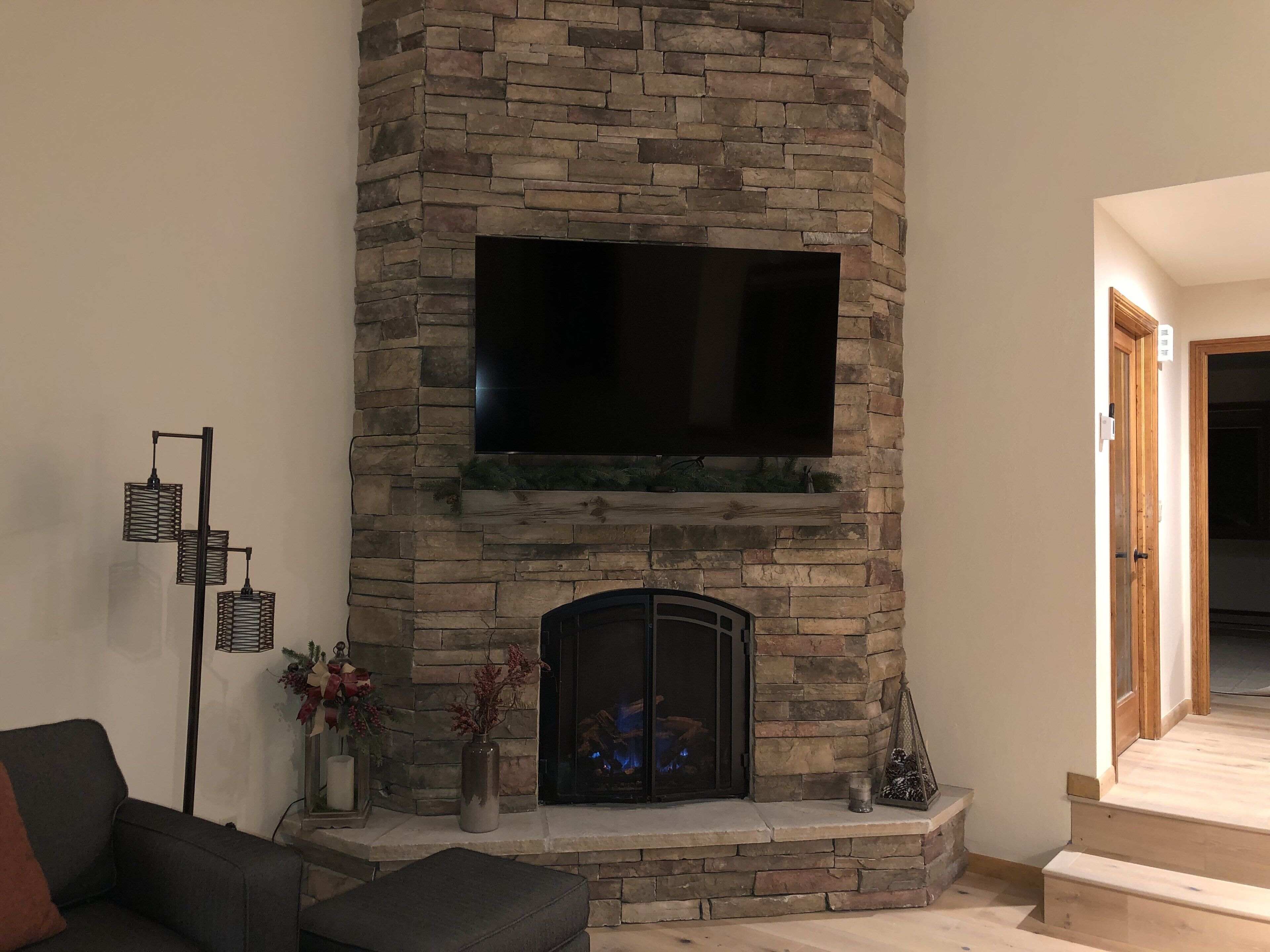Main floor bonus room