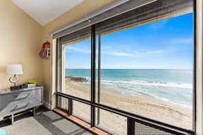Interior - Bathtub Beach Retreat: 8BR/4BA Ocean-to-River w/heated pool +Elevator Discounts! (Stuart)