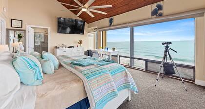Bathtub Beach Retreat: 8BR/4BA Ocean-to-River w/heated pool +Elevator Discounts!