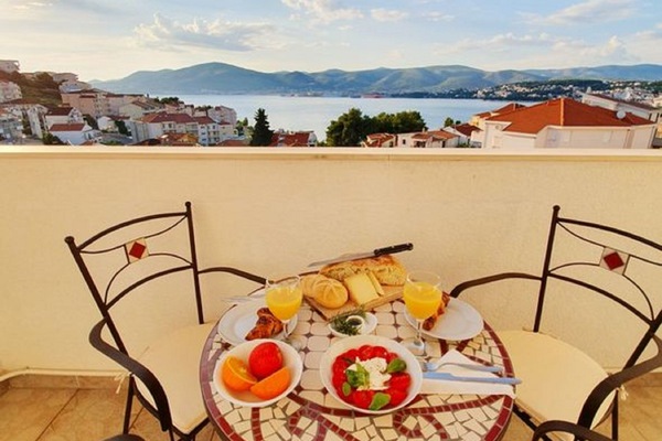 Balcony - front facing overlooking the Adriatic.