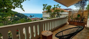 Queen suite with panoramic views