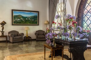 TV LED 32 polegadas com canais via satélite, TV