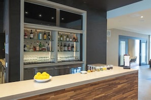Bar (in der Unterkunft)