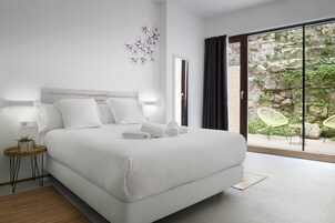 Deluxe Double Room, Terrace | Free WiFi