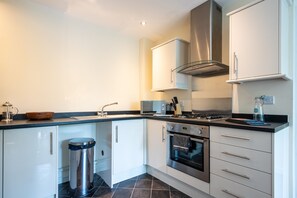 Shared kitchen - No6 (Mansfield)