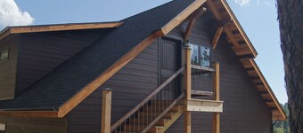 Elk Haven Vacation Cabins, Custer SD, The Blue Bird's Nest