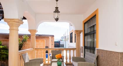 Cubo's Villa Paraiso / free wifi / air conditioning / private pool