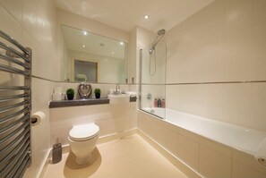 Towels, soap, shampoo, toilet paper