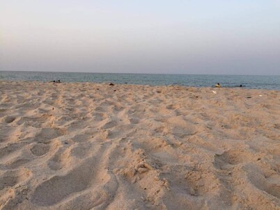 3 bedroom apartment in chott meriem