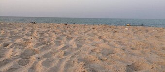 3 bedroom apartment in chott meriem