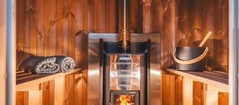 The Wriggly Tin & Baa Spa at Tregoose Old Mill