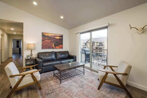 TV, DVD player, offices