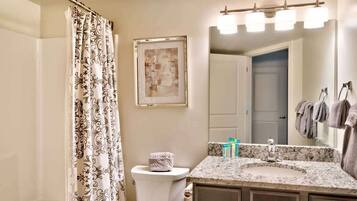 Ducha y secador de pelo