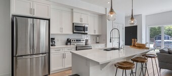 Luxurious Spacious Private House near City Centre