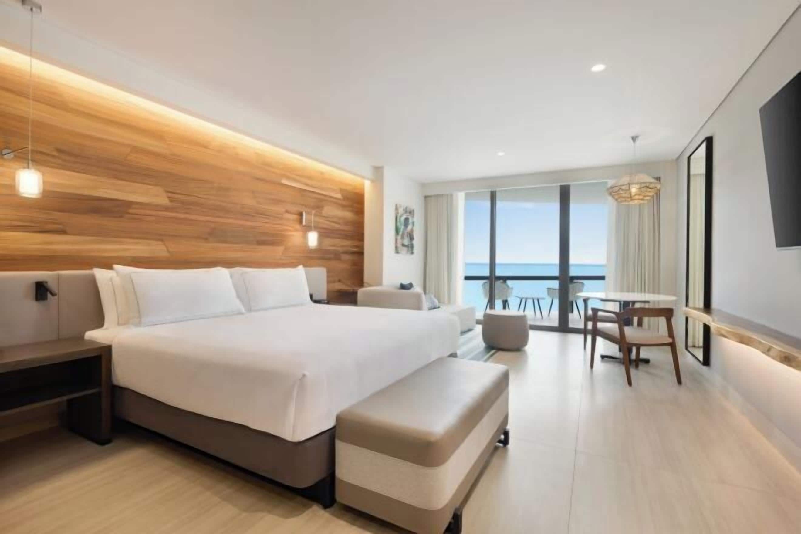 Hypo-allergenic bedding, in-room safe, iron/ironing board