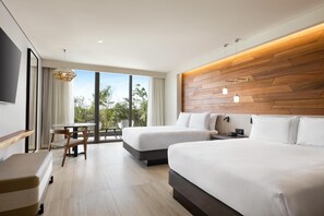 Hypo-allergenic bedding, in-room safe, iron/ironing board - Hilton Cancun, an All-Inclusive Resort (Cancun)
