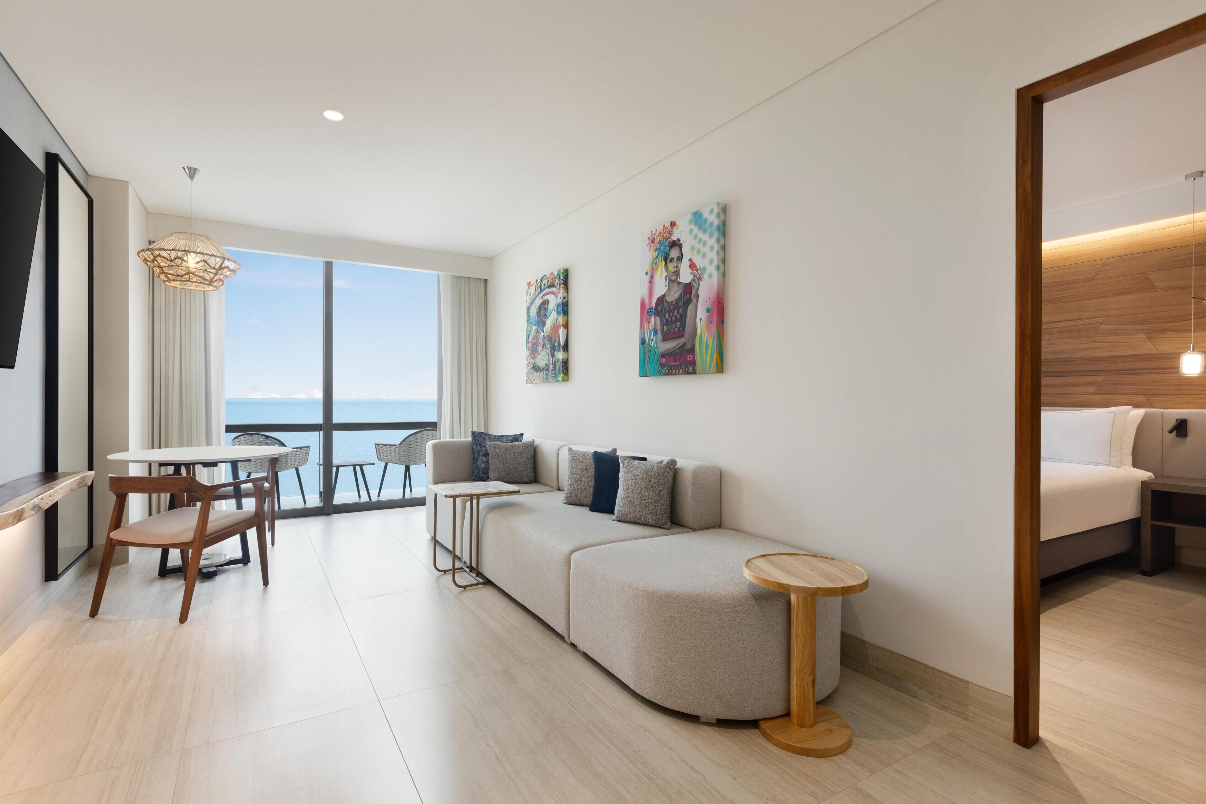 OCEAN FRONT ONE BEDROOM SUITE - KING BED | Hypo-allergenic bedding available, in-room safe, iron/ironing board