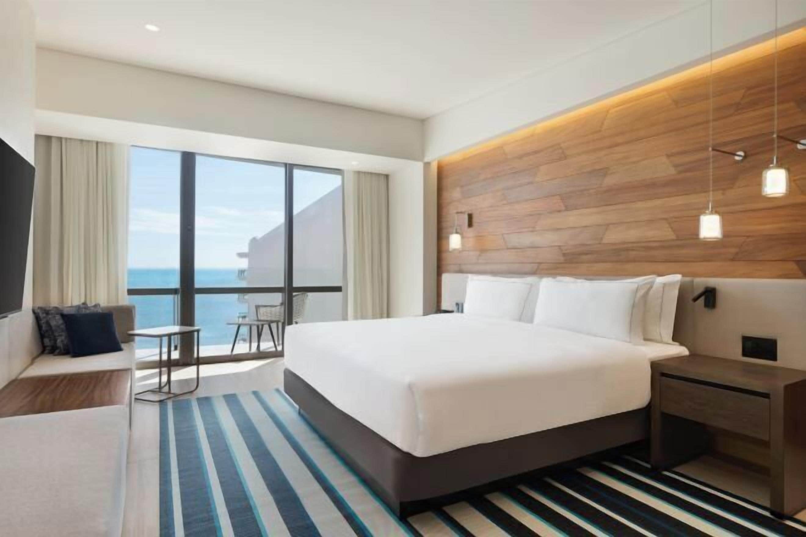 Hypo-allergenic bedding, in-room safe, iron/ironing board