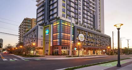 Home2 Suites by Hilton Ft. Lauderdale Downtown, FL