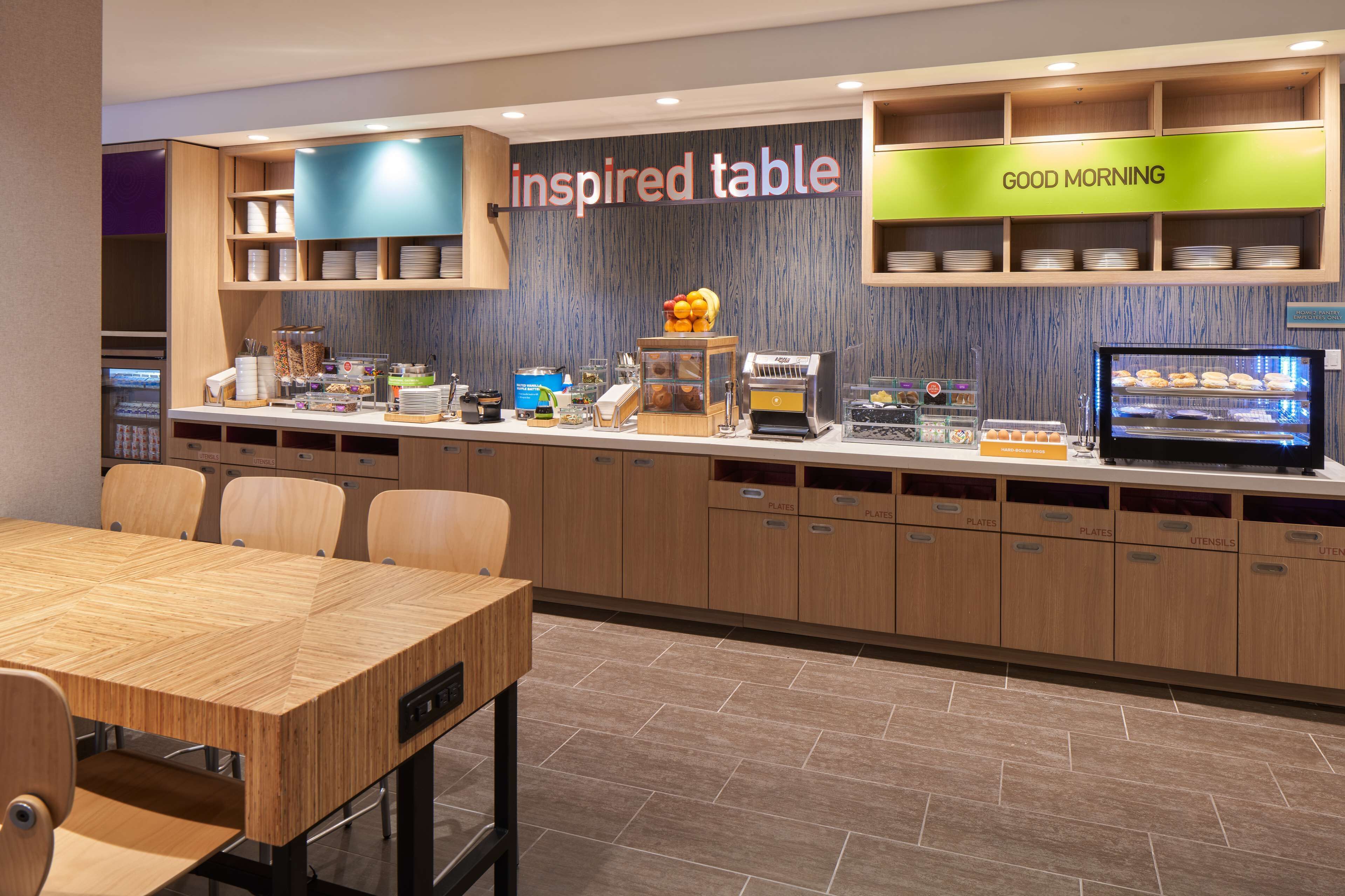 Free daily buffet breakfast