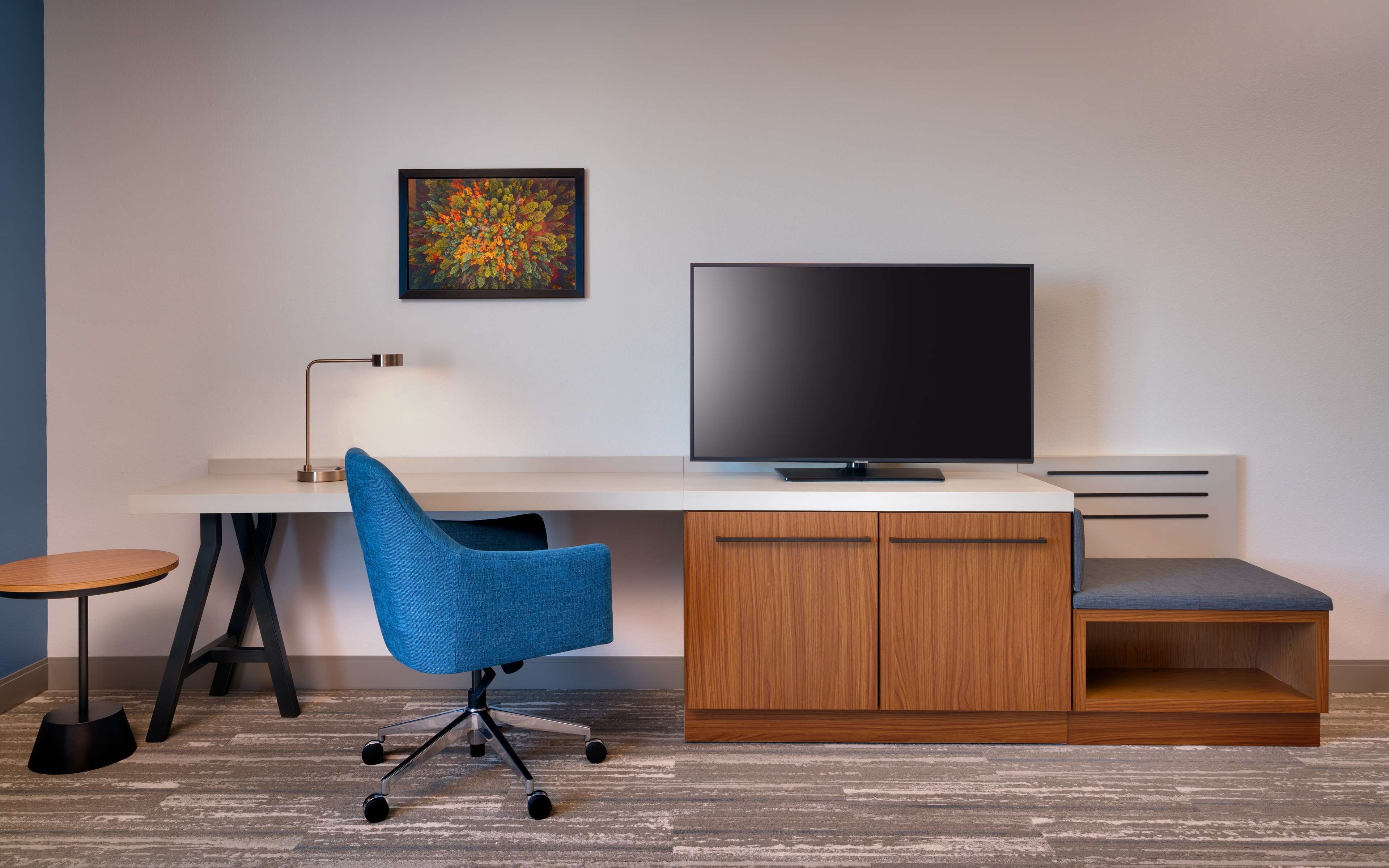 desk, blackout curtains, iron/ironing board, free wifi