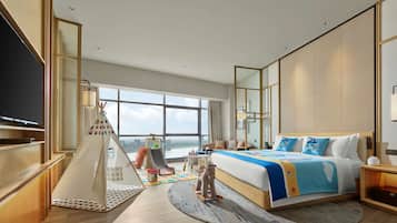 Zimmer, 1 King-Bett, Seeblick | Daunenbettdecken, Zimmersafe, individuell dekoriert, Schreibtisch