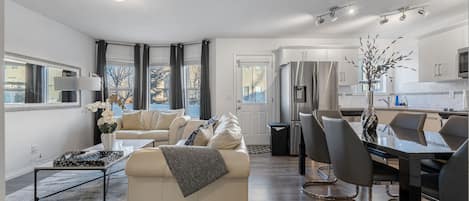 Smart TV, fireplace, video games