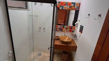 Perhesviitti | Kylpyhuone | Pyyhkeet, saippua