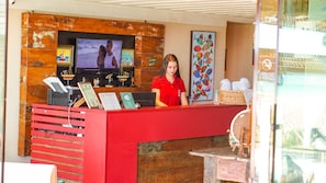 Suite | Lobby