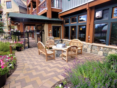 BBCS Black Bear Lodge Deluxe 2Bed 2Bath