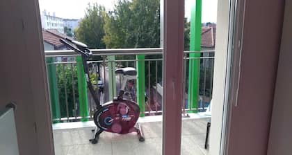 13 m2 high-standard room in a homestay