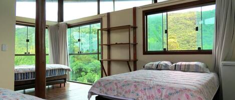 Standard Room | Minibar, bed sheets