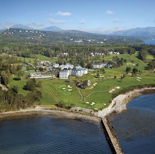 Beautiful 2-Bedroom Condo on Penobscot Bay in Rockport ME Oct 9-Oct 16, 2026