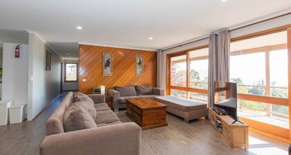 Winterwood - 9 Camira Avenue